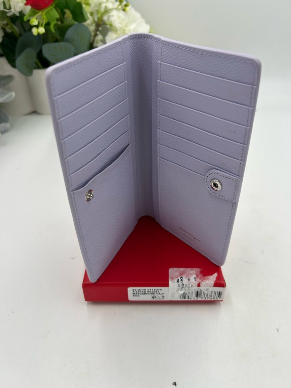 Women's Salvatore Ferragamo GANCINI bifold Wallet in light blue made in Italy - Picture 4 of 11